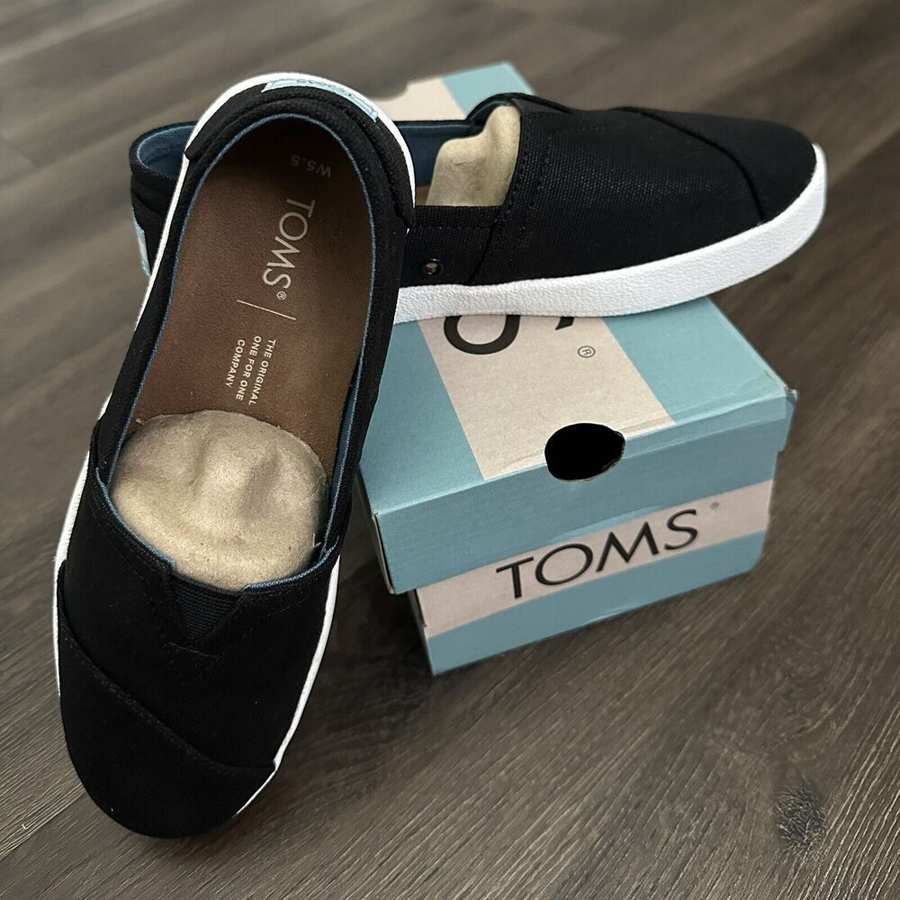 Toms Avalon Black Size 5.5 US - New With Box
